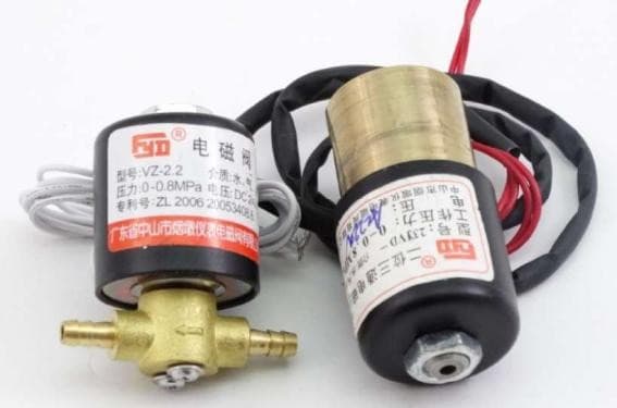 Válvula Solenoide (110V / 24V)